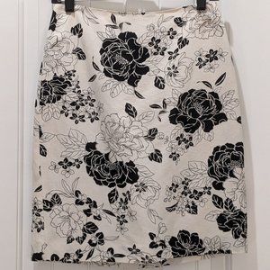 Ann Taylor Loft Knee-Length Skirt, Size 2